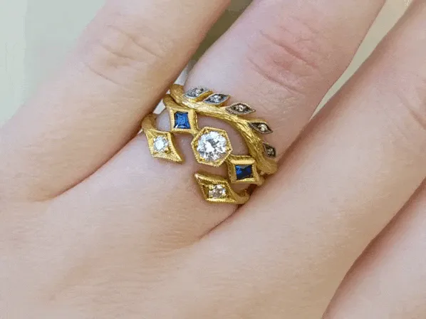 Blackened 22K Gold and Diamond Curved Wheat Band