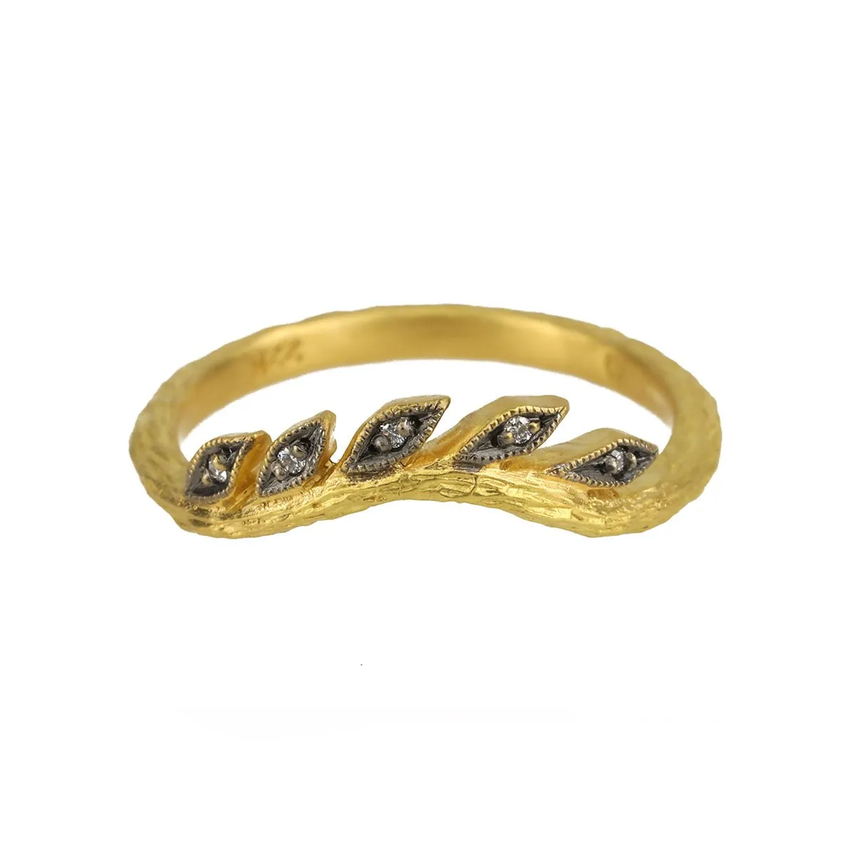 Blackened 22K Gold and Diamond Curved Wheat Band