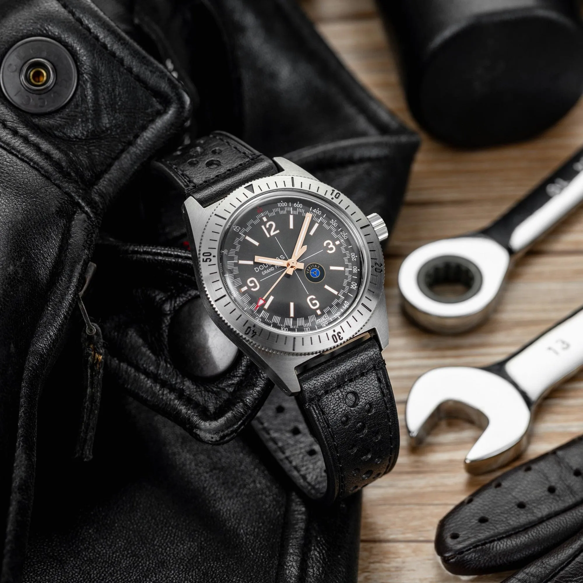 Douglas Grand Prix Professional Racing Watch – Veritas RSII Coupe Limited Edition