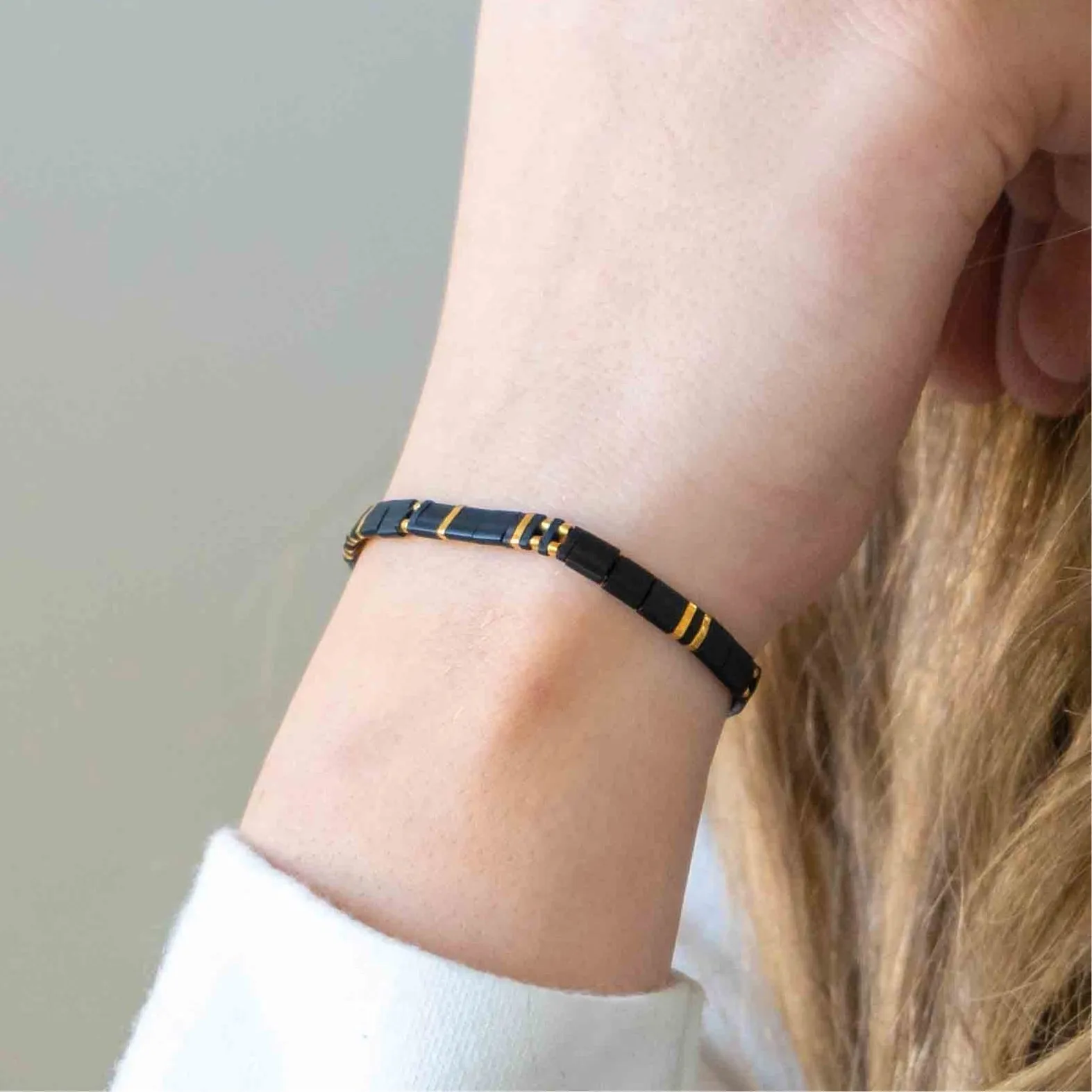 FLIRTY - Tila Bead Bracelet | Single