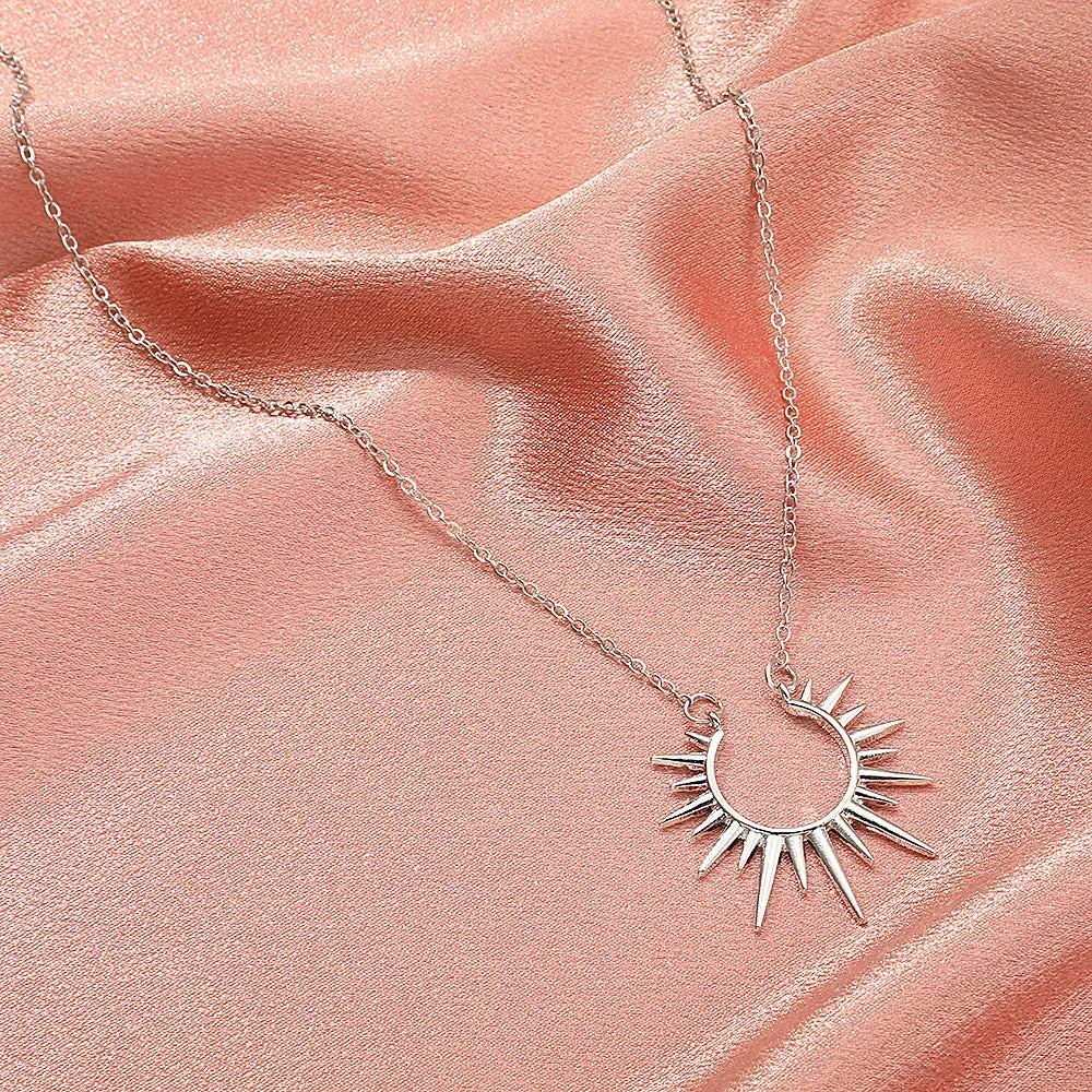 Gold Hollow Geometric Sun Pendant Necklace  Vintage Party Jewelry Gift for Women