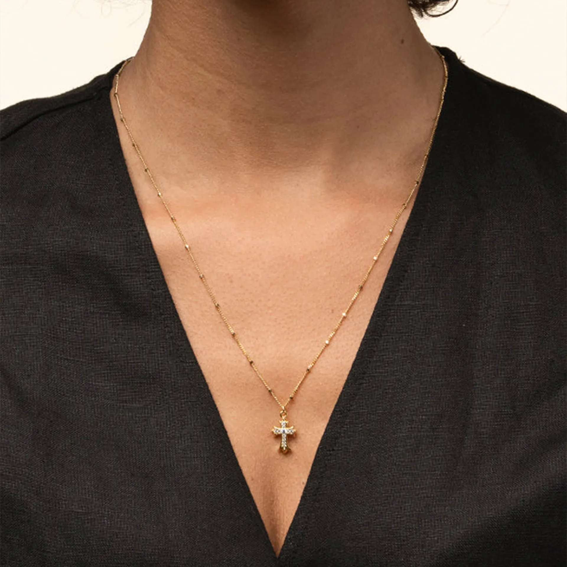 Isla Cross Necklace