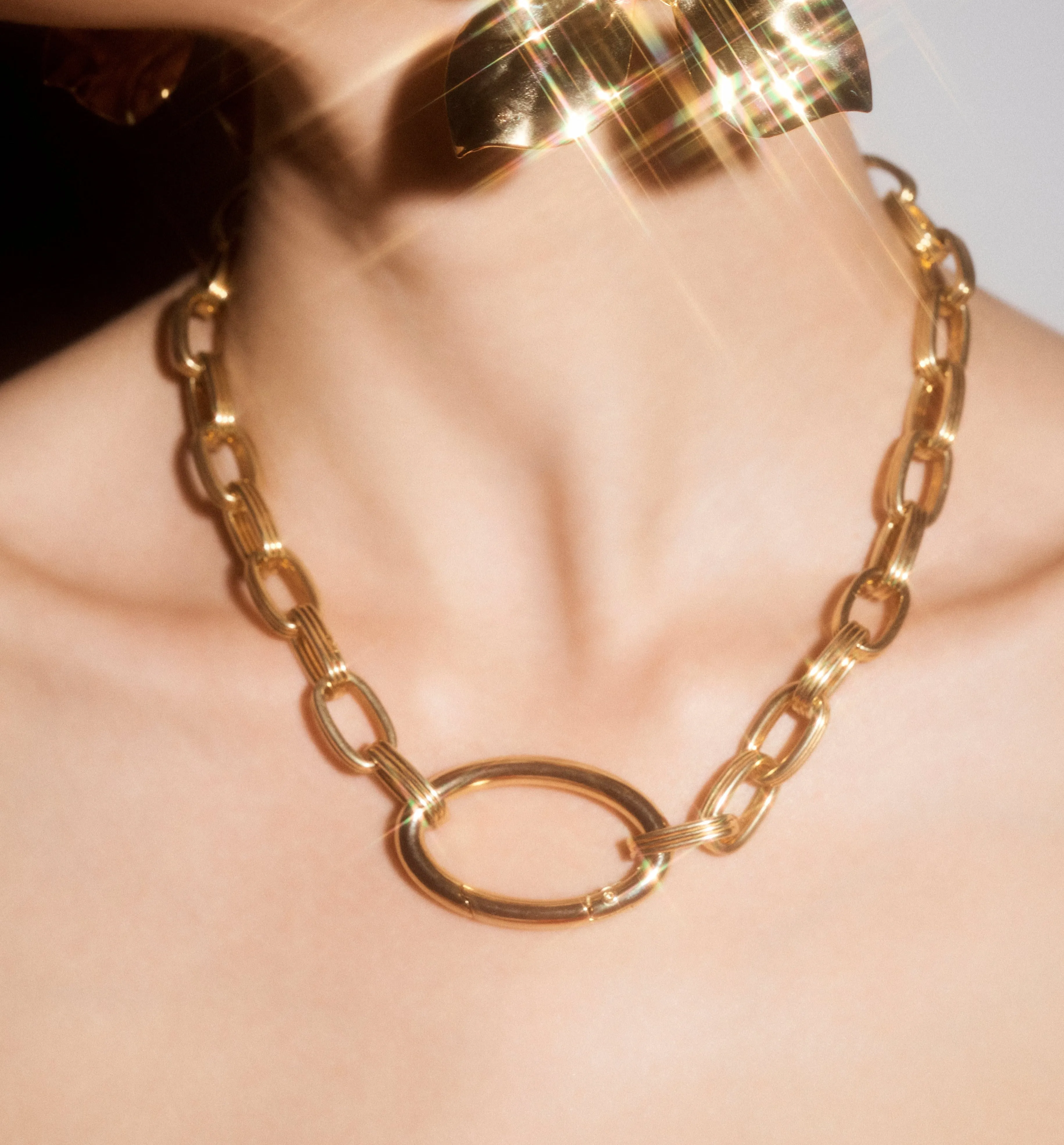 KEEP ME CLOSE NECKLACE
