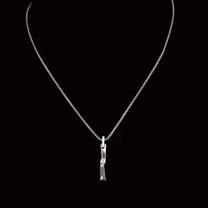 Laris Vertical Mobius Bar with Box Chain Necklace
