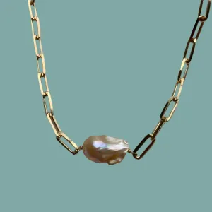 Peach Baroque Paperclip Necklace