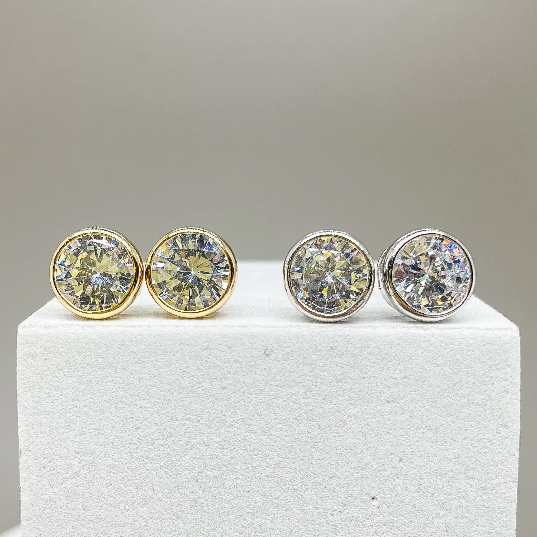 Pierra Earring