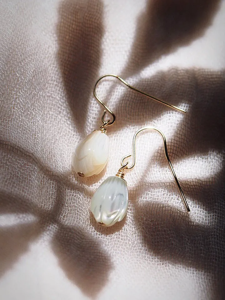 Simple Pikake Earrings - Kamakana