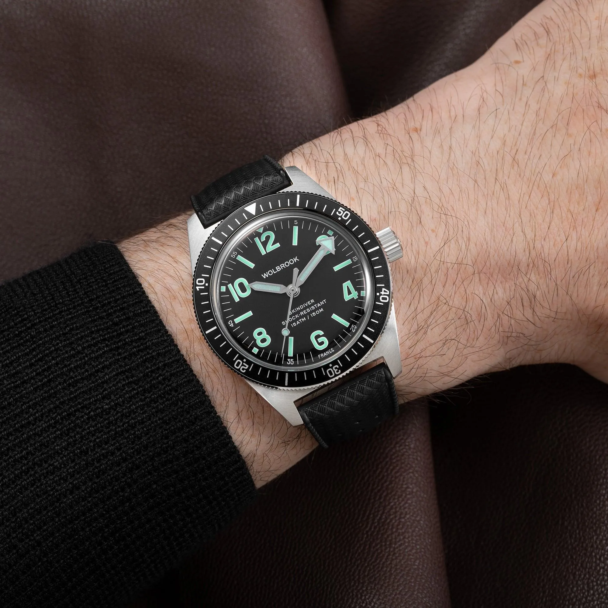 Skindiver Automatic Watch - Green Lum & Black Dial