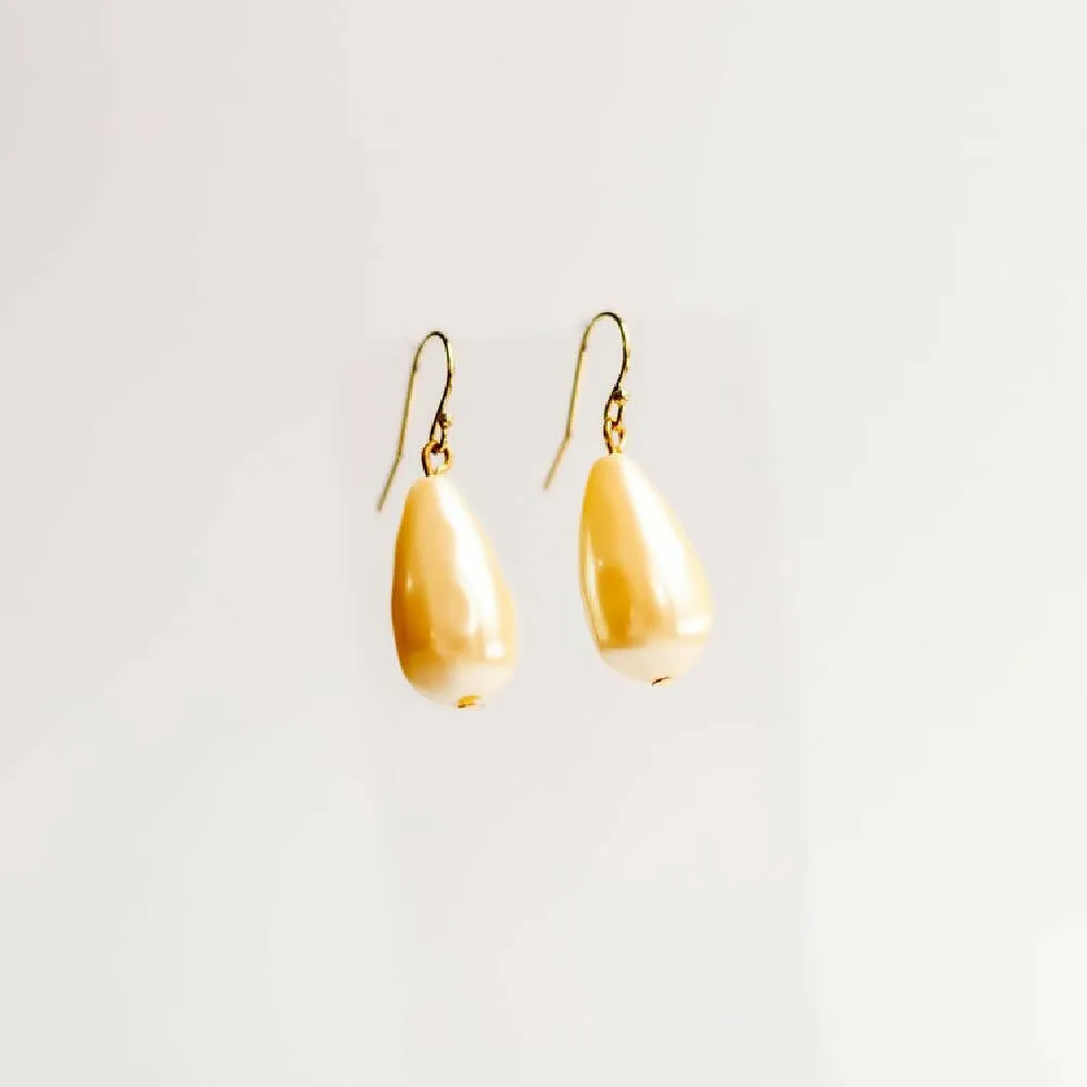 The Pearl Drop Earrings